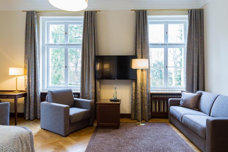 Hotel Villa Altenburg image