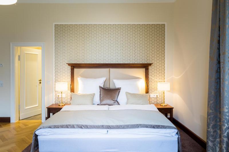 Hotel Villa Altenburg image