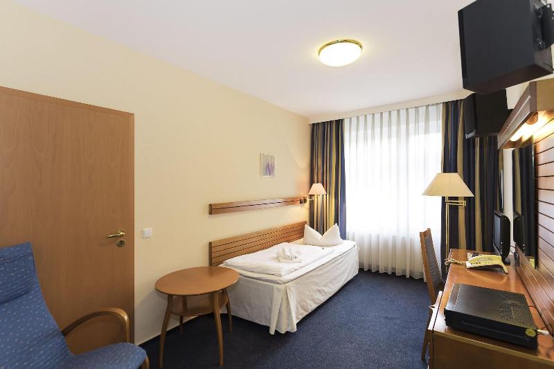 Hotel Am See image