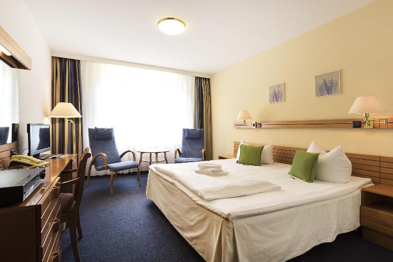 Hotel Am See image