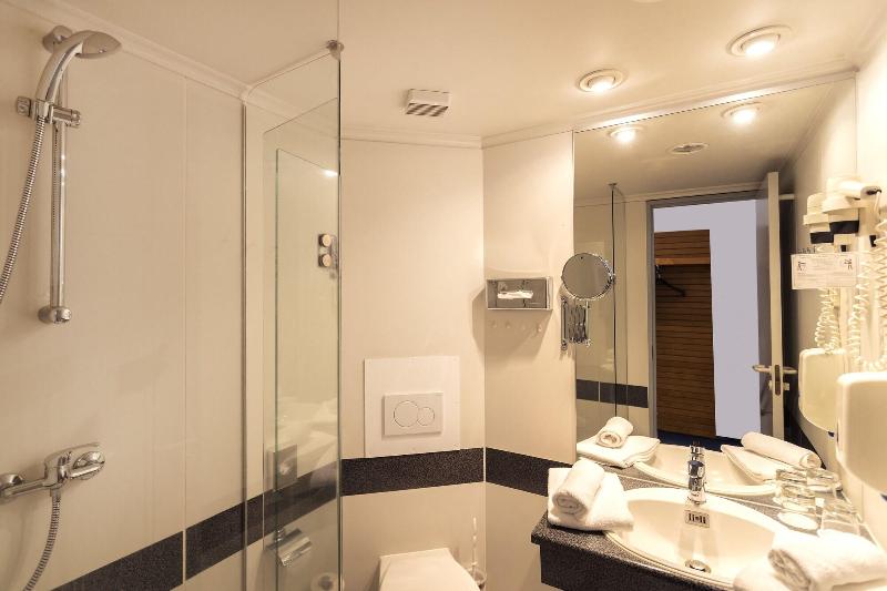 Hotel Am See image
