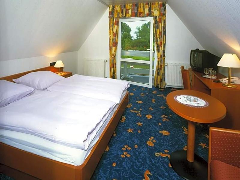 Hotel Zur Fischerklause image