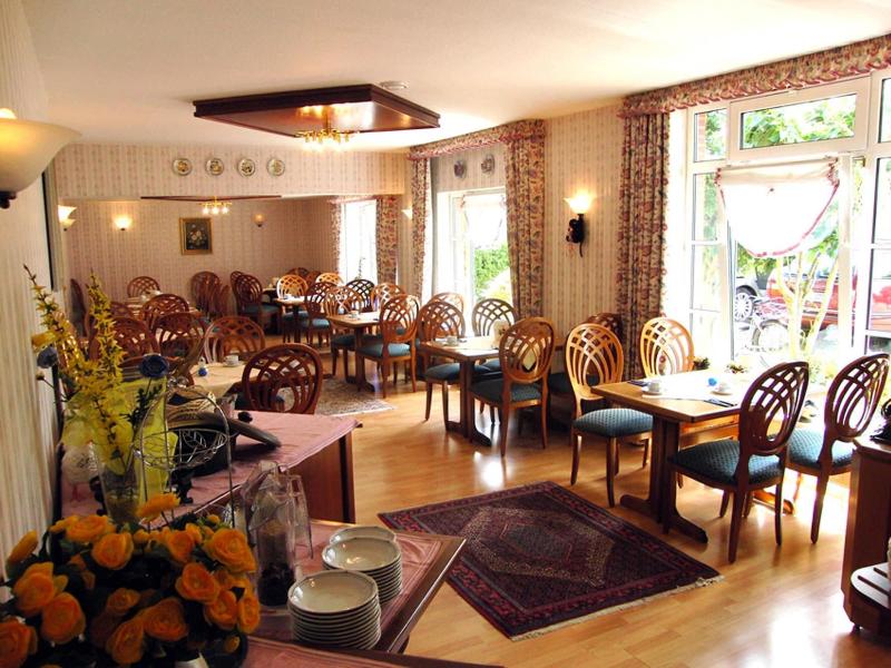 Hotel Zur Fischerklause image