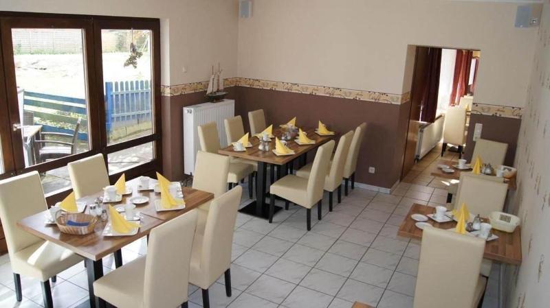 Hotel Dorfkrug Büsum - Altbauteil image