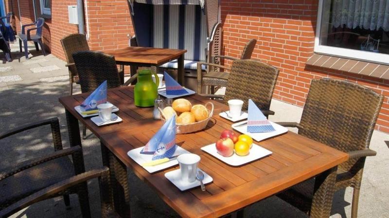 Hotel Dorfkrug Büsum - Altbauteil image