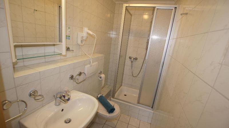 Hotel Dorfkrug Büsum - Altbauteil image
