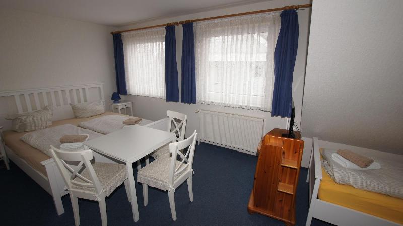 Hotel Dorfkrug Büsum - Altbauteil image
