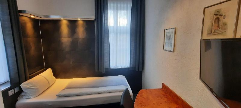 Hotel Corveyer Hof image