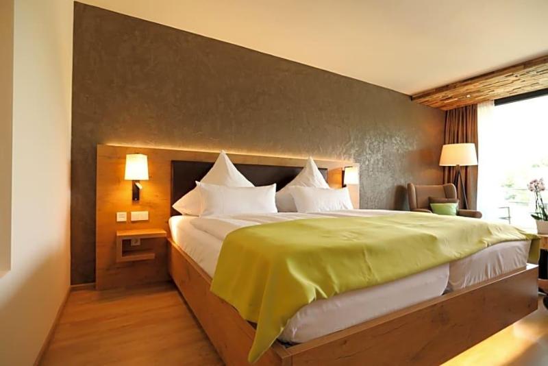 PETERS Hotel & Spa image