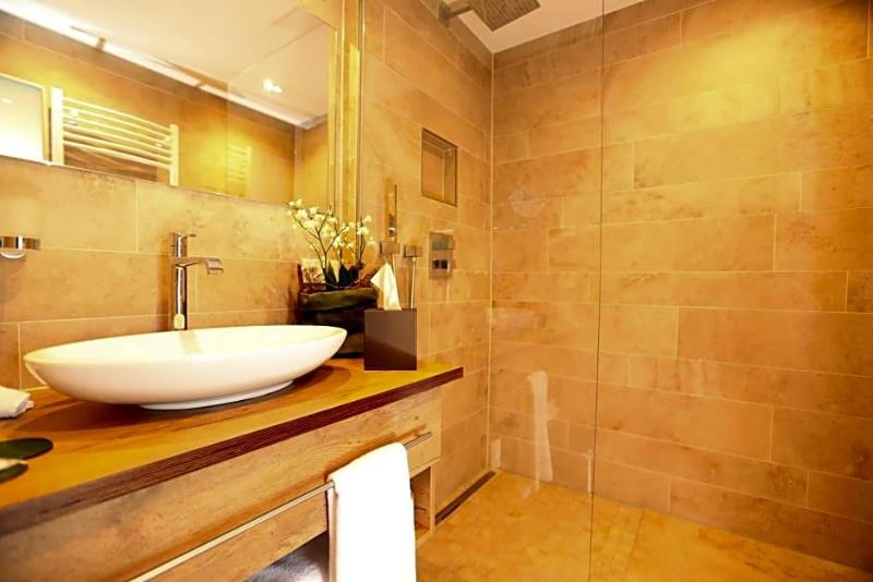 PETERS Hotel & Spa image