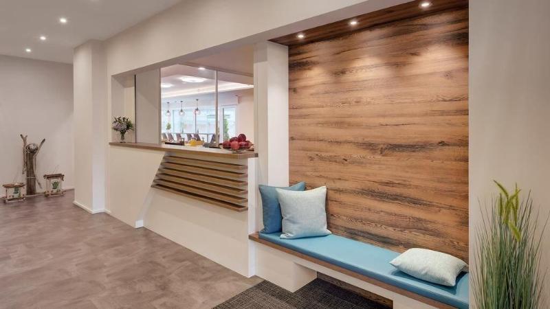 Amper Art Hotel image