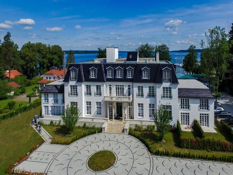 The Starnbergsee Hideaway image