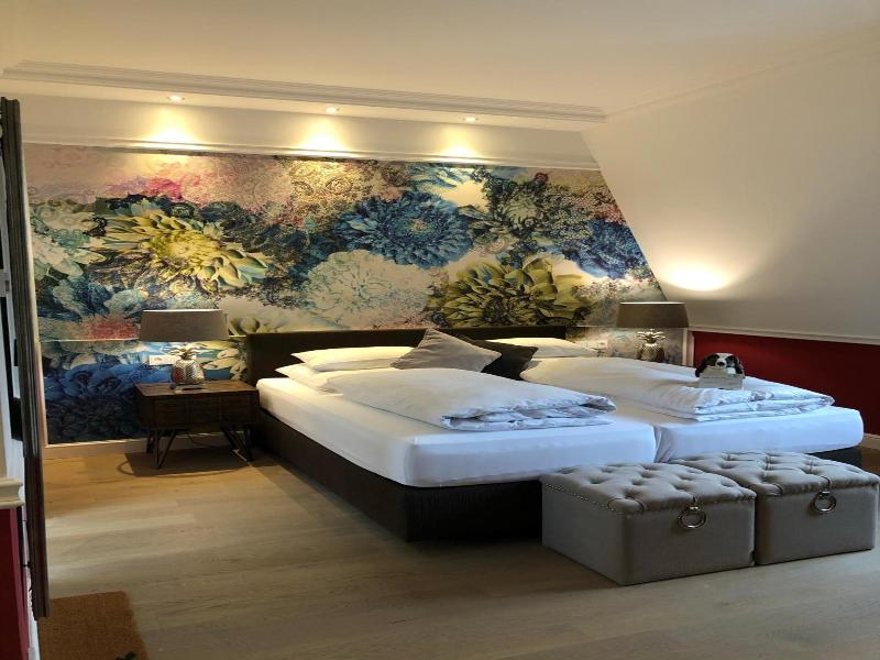 The Starnbergsee Hideaway image