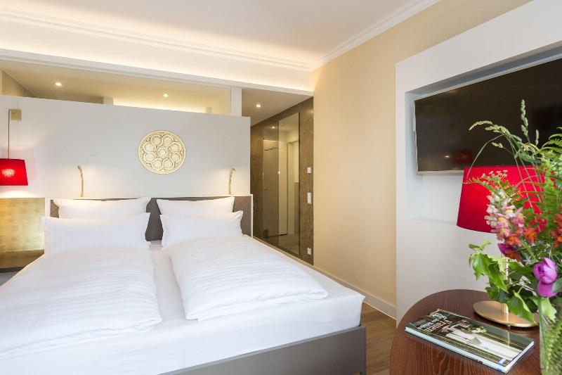 Emichs Hotel image