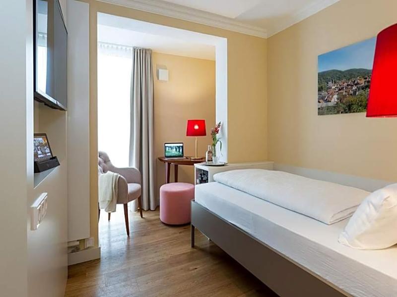 Emichs Hotel image