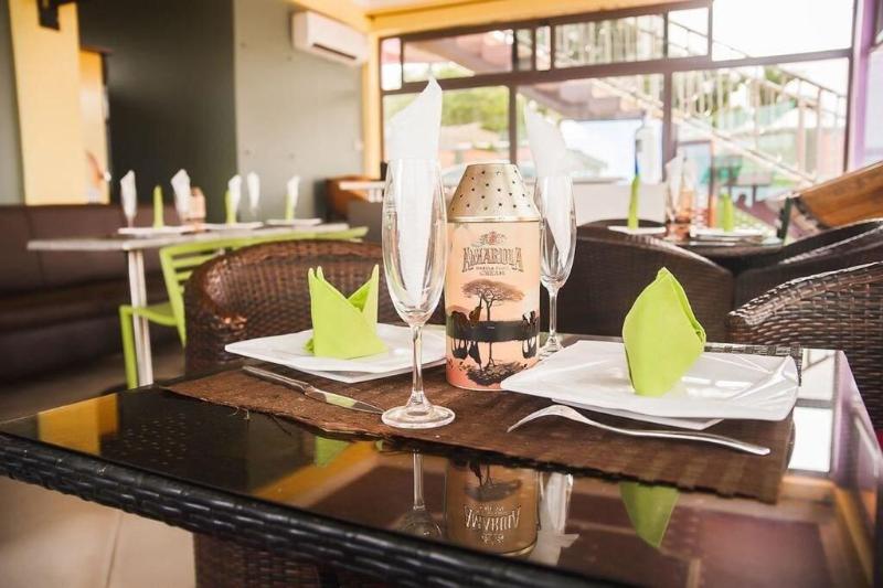 Triple Hill Hotel image