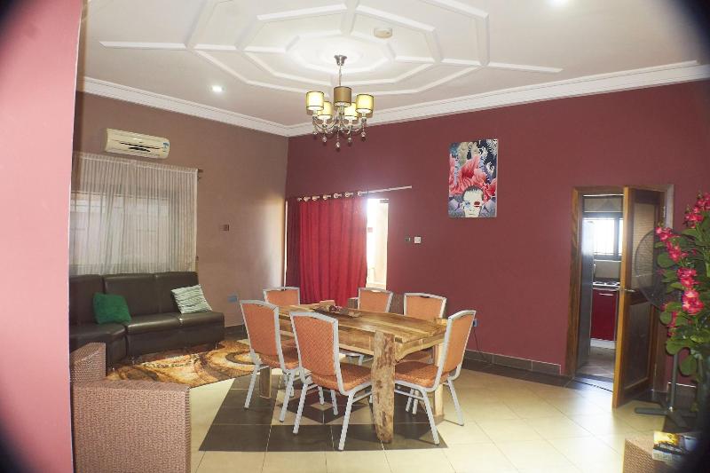 Triple Hill Hotel image