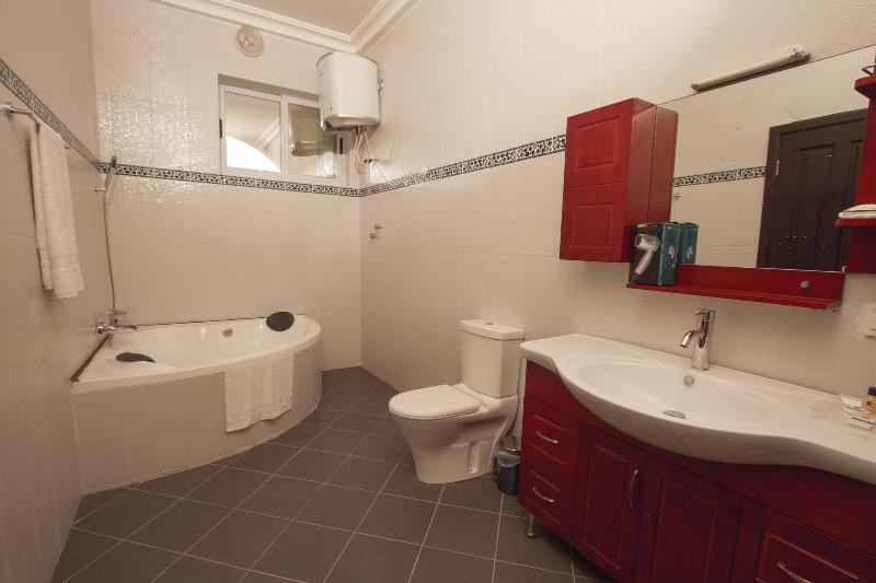 Kingstel Hotel image
