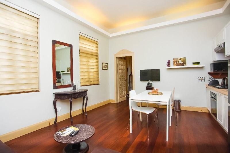 Olma Colonial Suites image