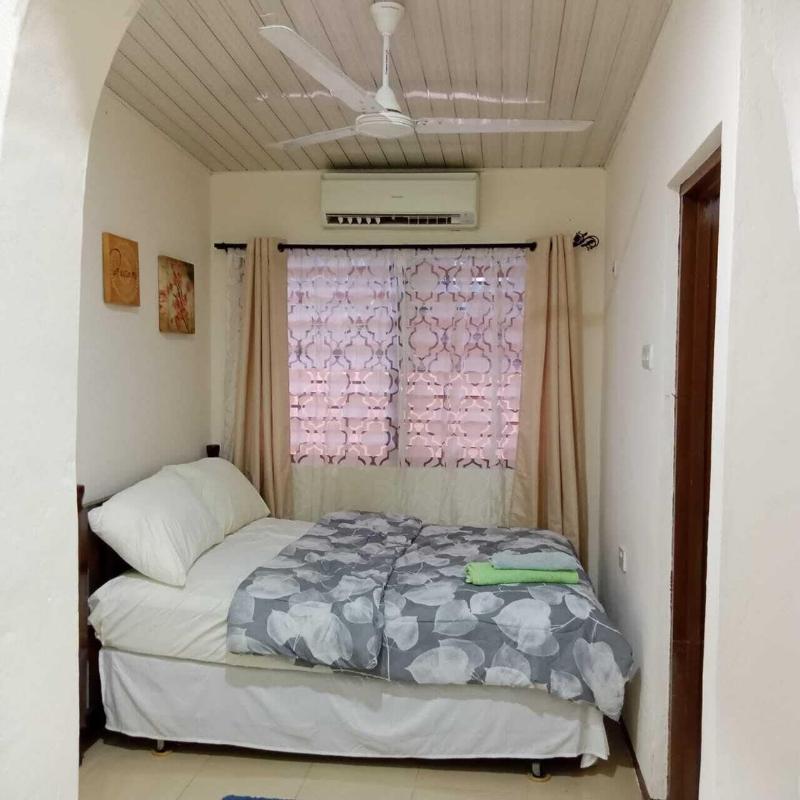 Marrets International Hotel image