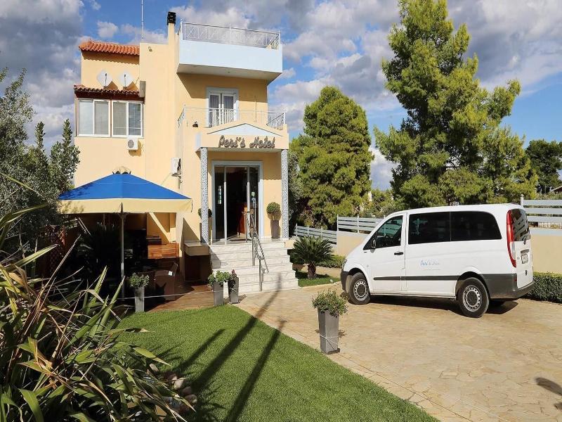 Peri's Hotel
