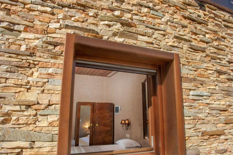 Polys Guest House image