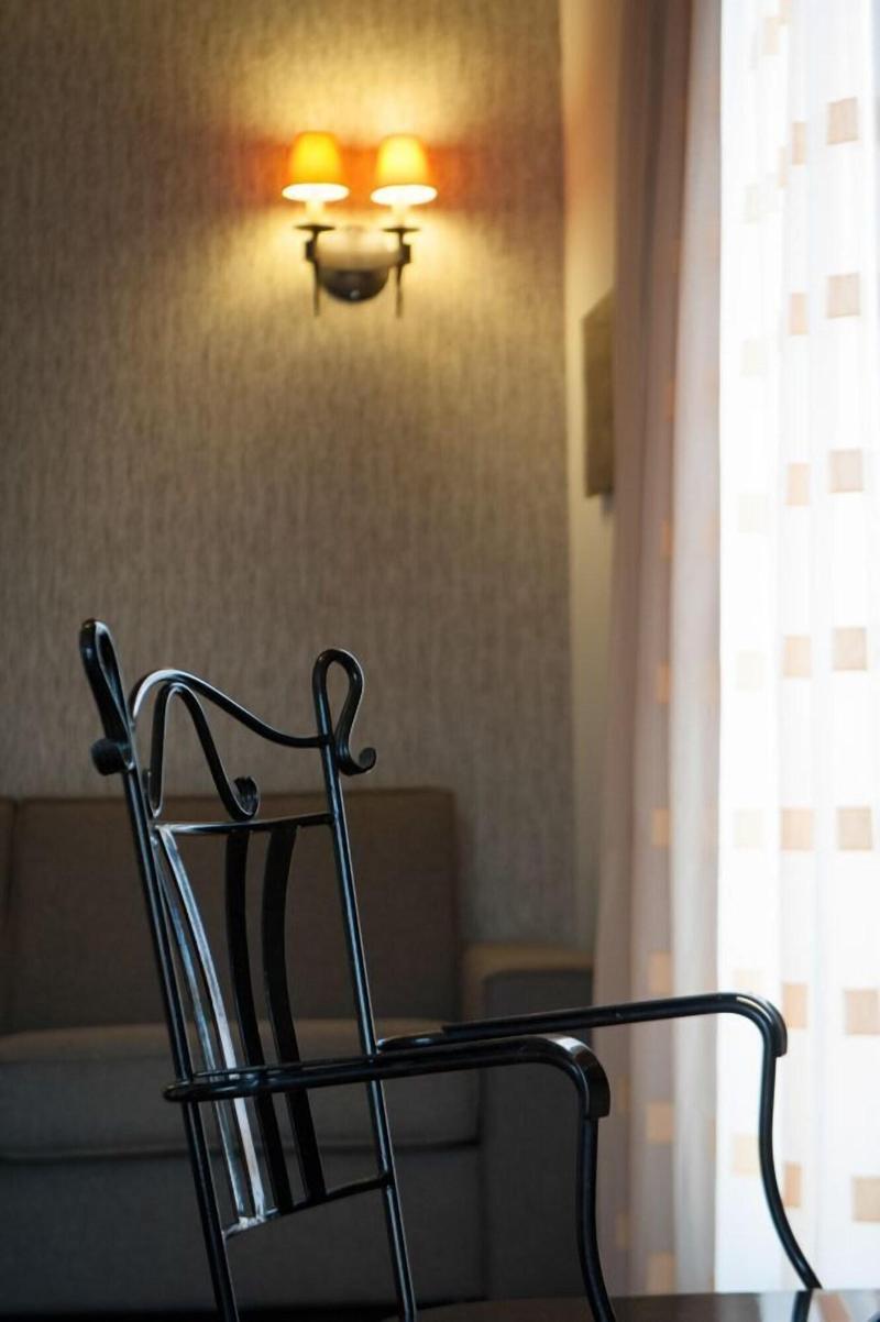 Polys Guest House image