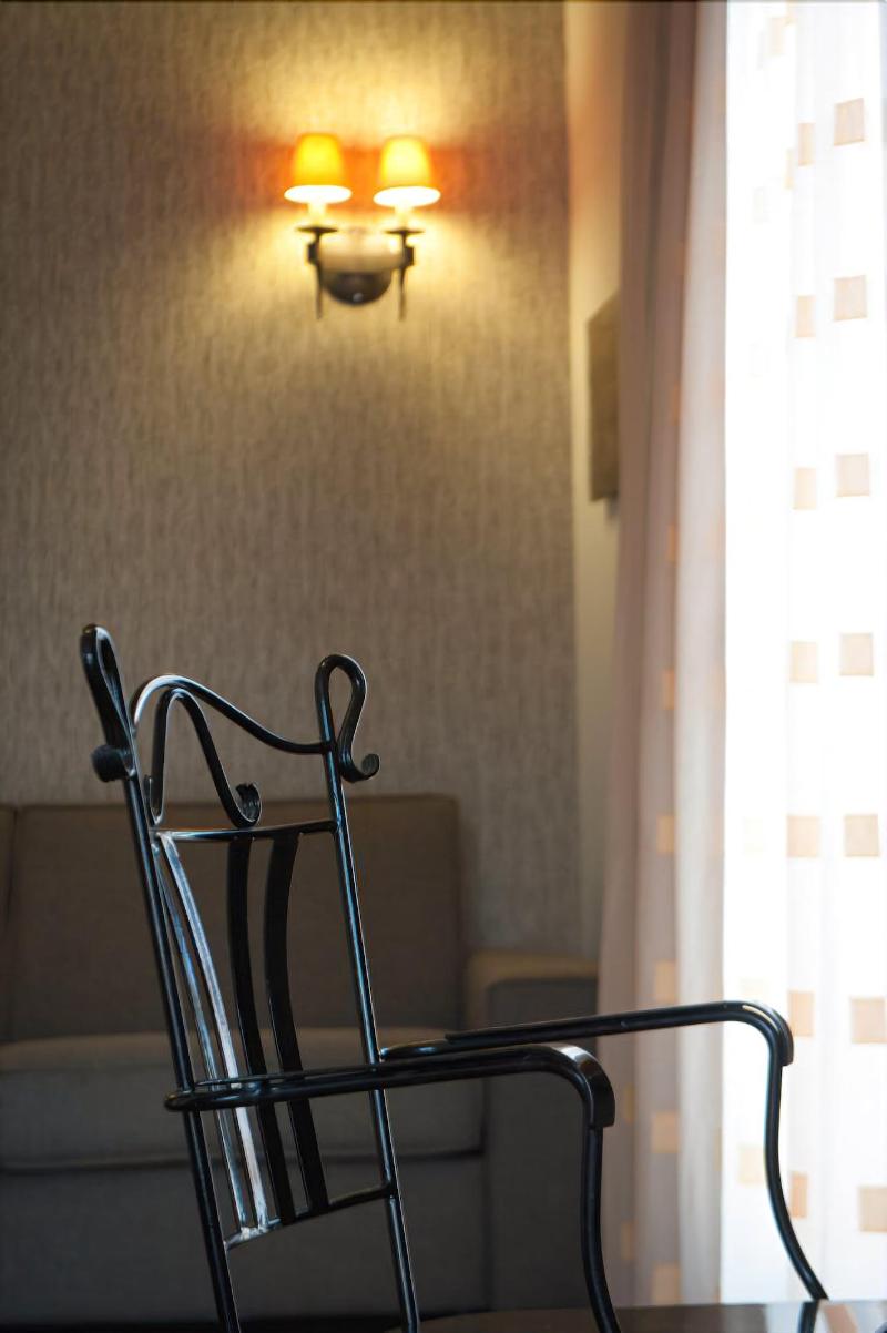 Polys Guest House image