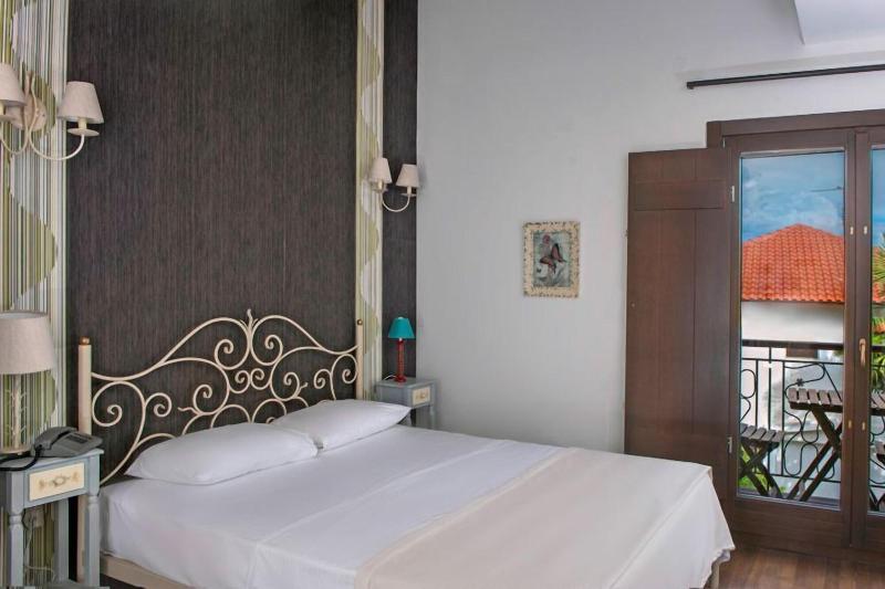 Polys Guest House image