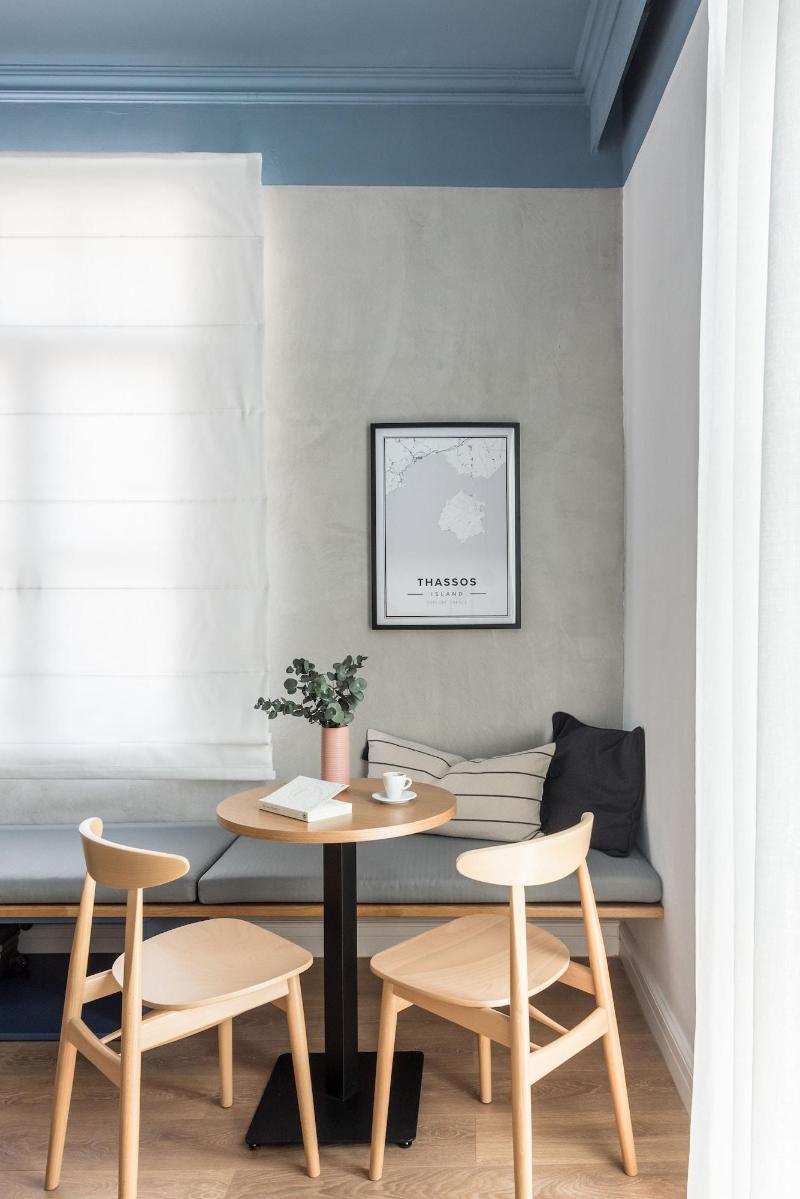 The Anthemion House image