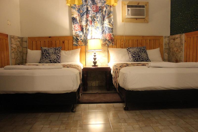 Metro Residences Hotel image