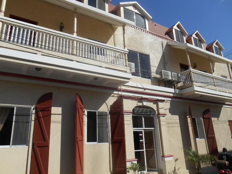 Le Paradis S. Hotel image