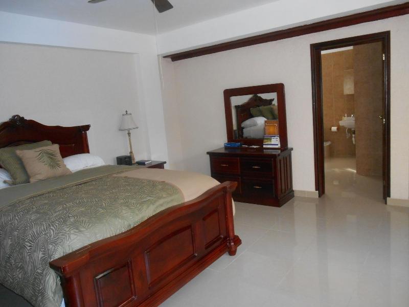 Le Paradis S. Hotel image
