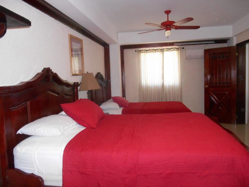 Le Paradis S. Hotel image