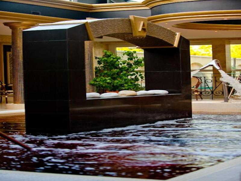Hotel Aurum image