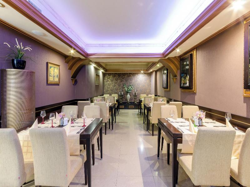 Hotel Aurum image