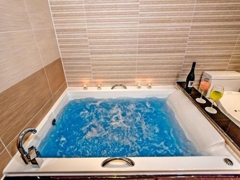 Seawater Spa Hotel Coza