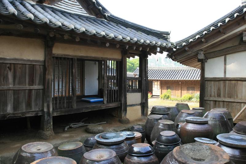 Yi Jin-rae's Historic House