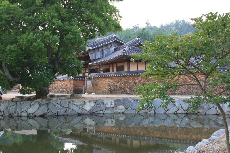 Yi Jin-rae's Historic House