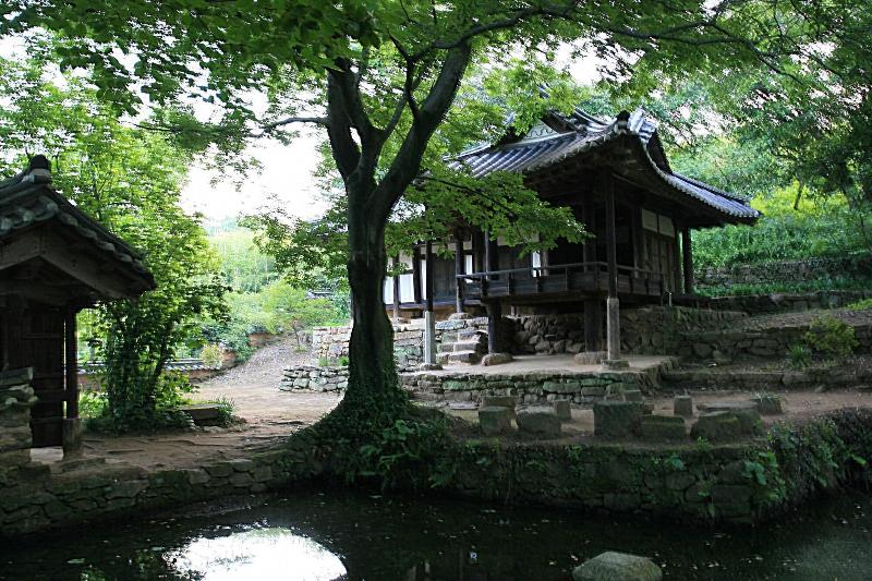 Yi Jin-rae's Historic House