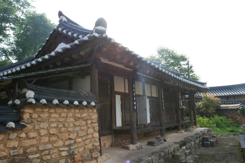 Yi Jin-rae's Historic House