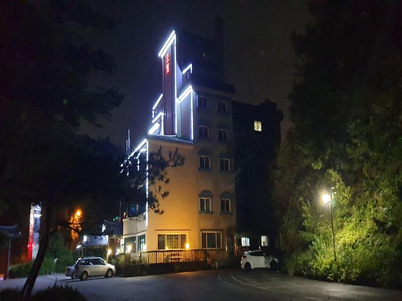 Sumjingang Hotel — general view