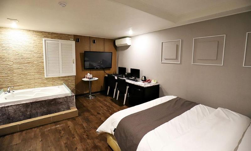 Dongducheon Lexy Hotel image