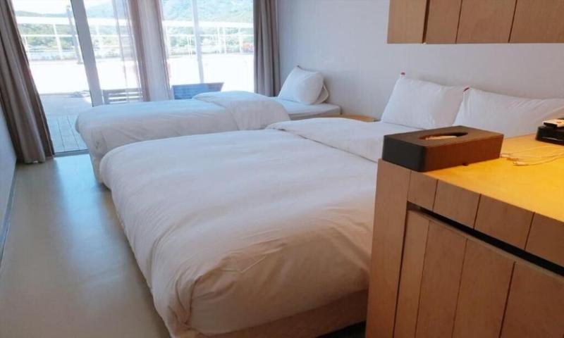 Parotia Hotel image