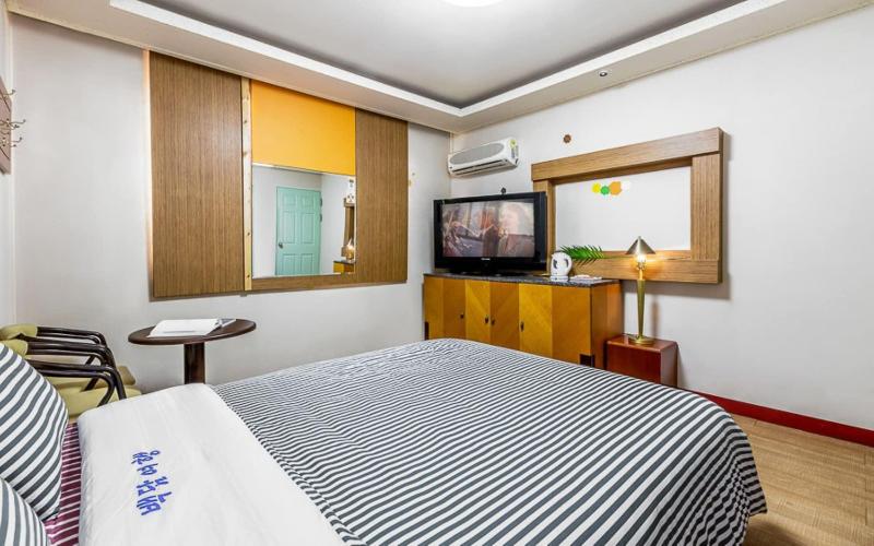 Hotel Baekdam image