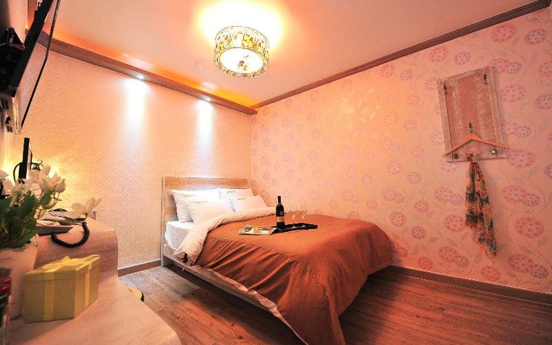 Ost Motel image
