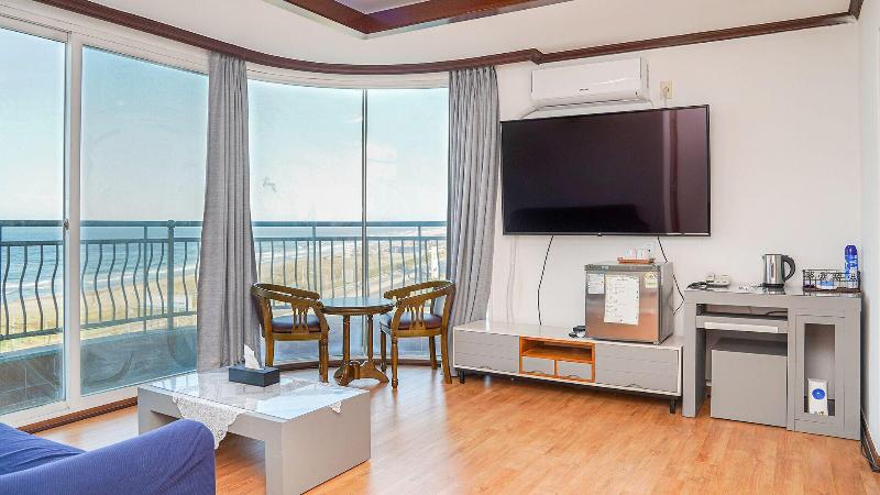 Mangsang Beach Hotel & Pension image