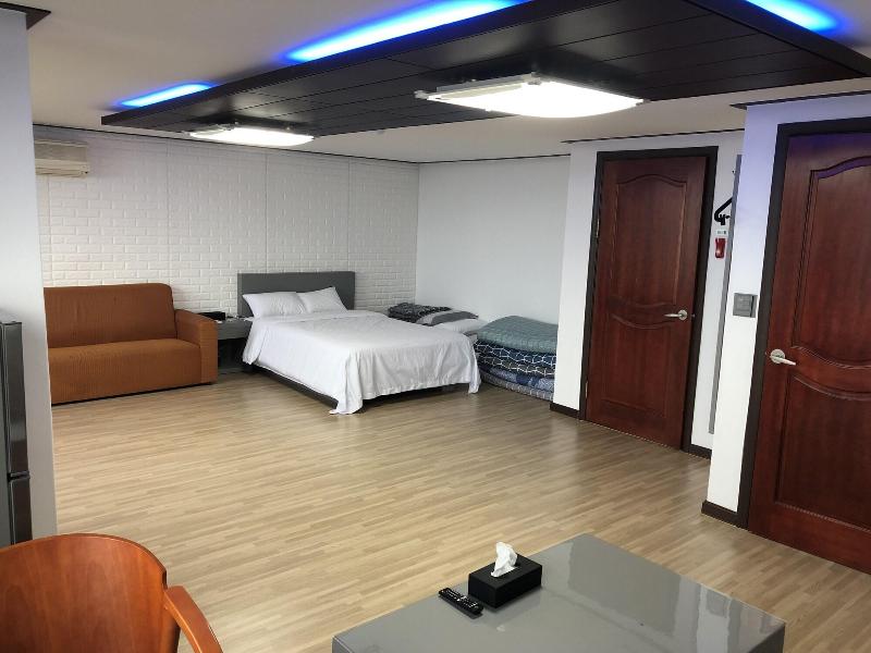 Mangsang Beach Hotel & Pension image