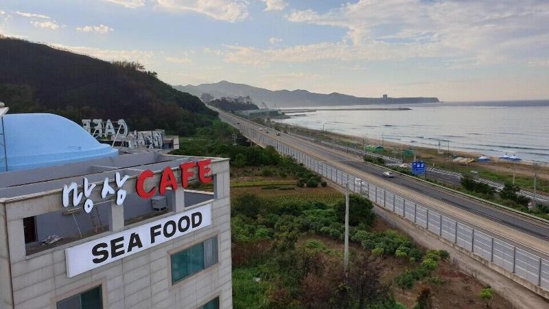 Mangsang Beach Hotel & Pension image