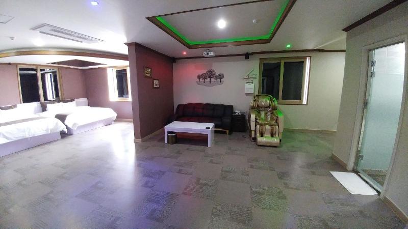 Seosan Hotel Iris image